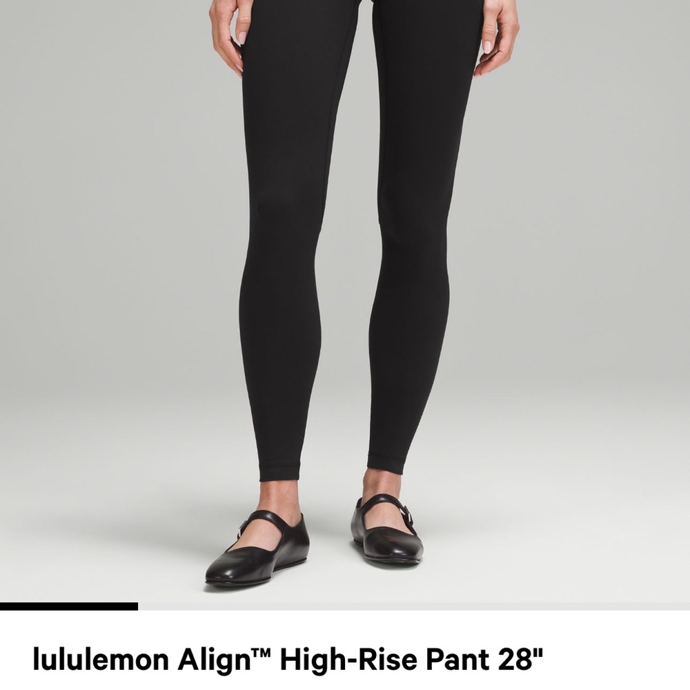 Lululemon Size 8 Black Align Leggings 28’